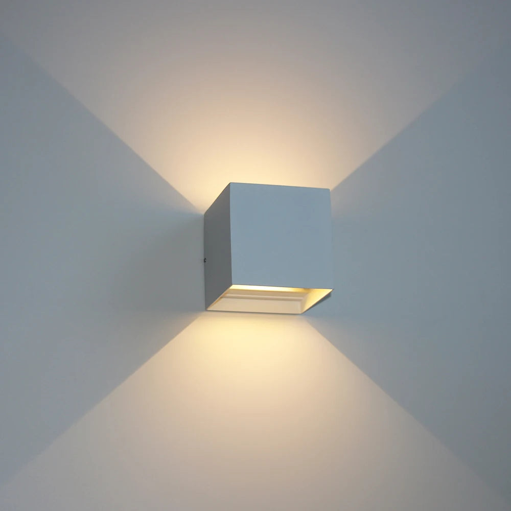 Cube LED Wandlamp